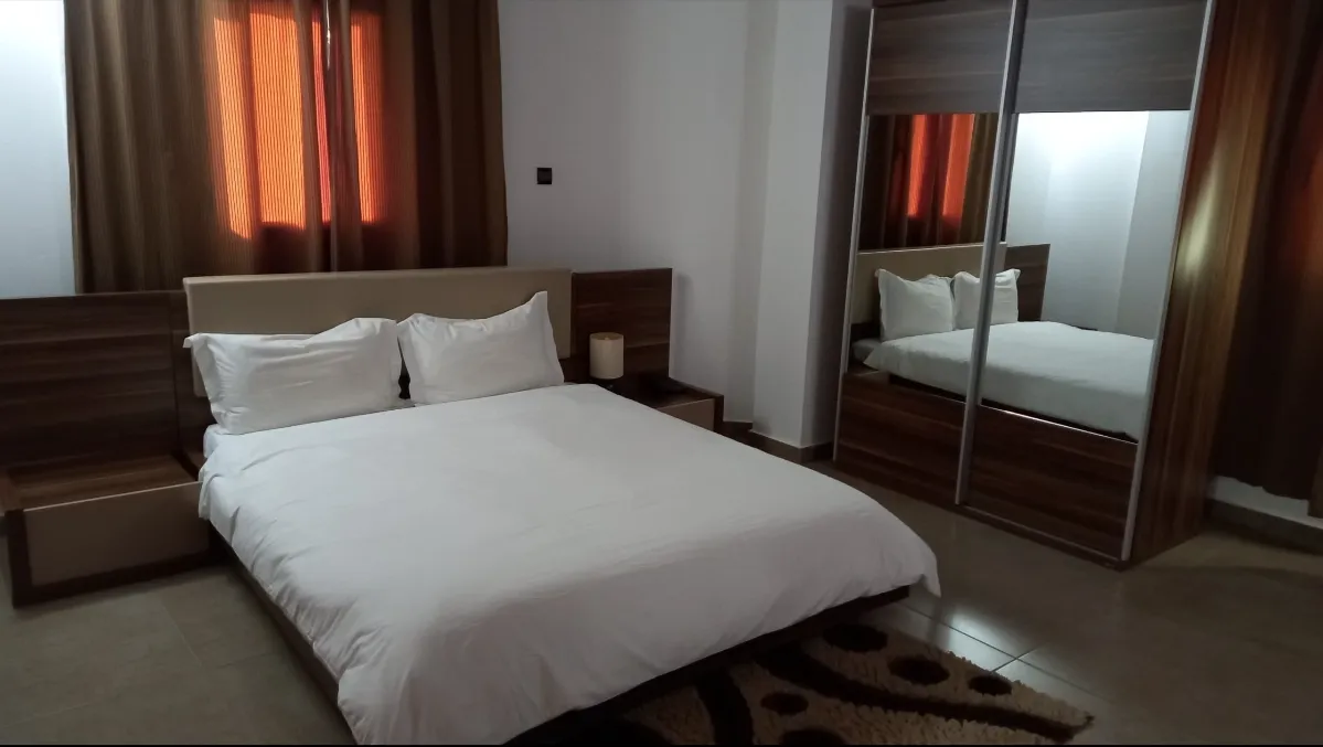 الأجنحة 1 - 7