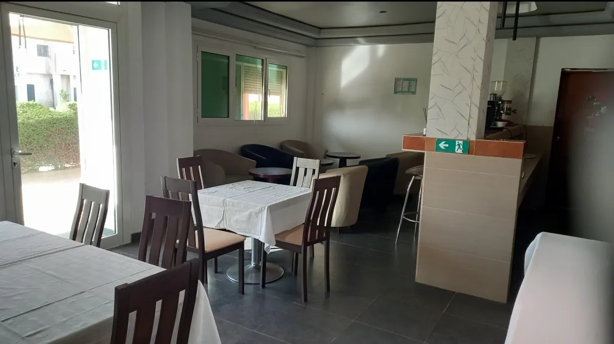 الكافيتيريا 2