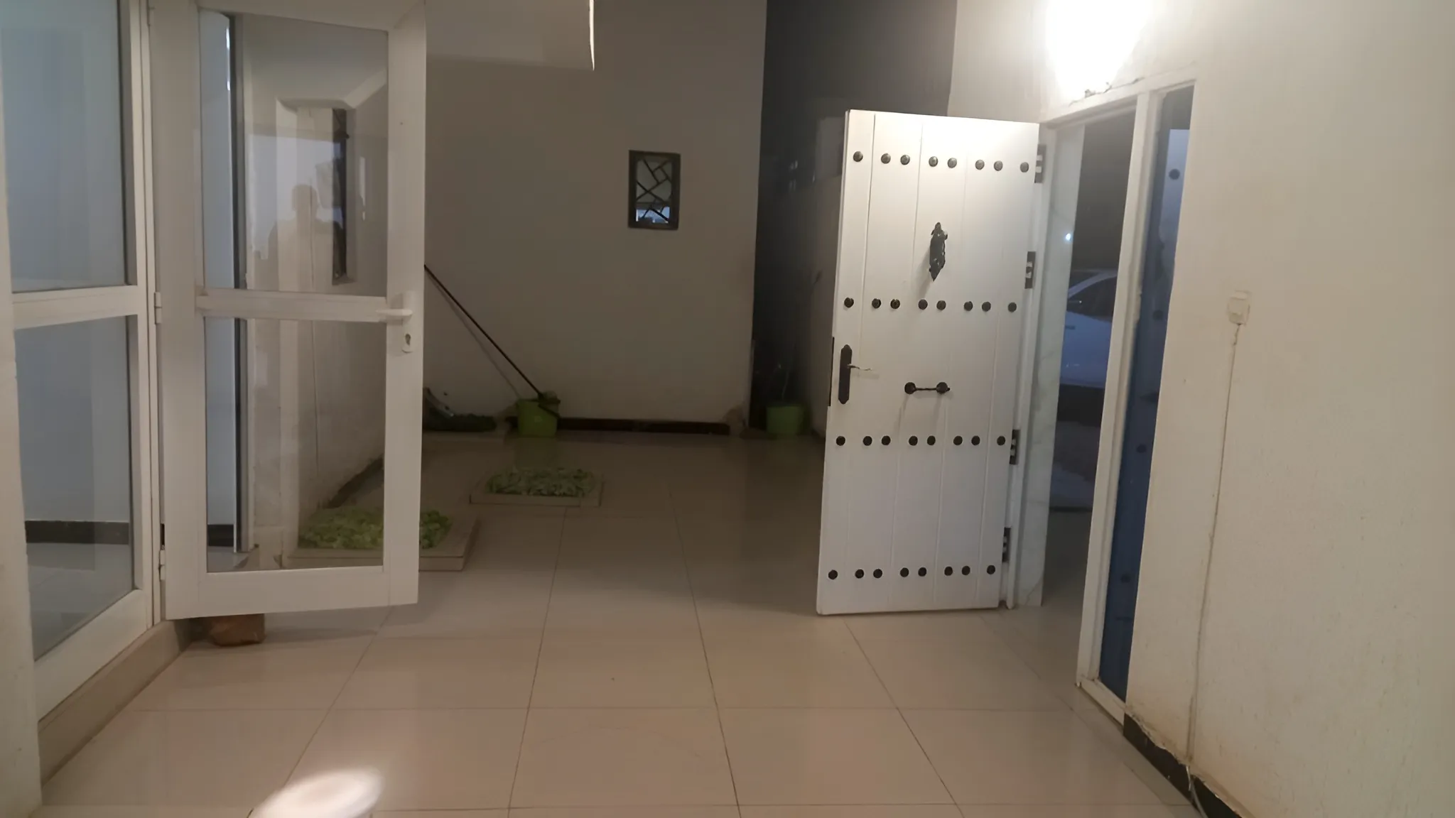 الاستقبال 2