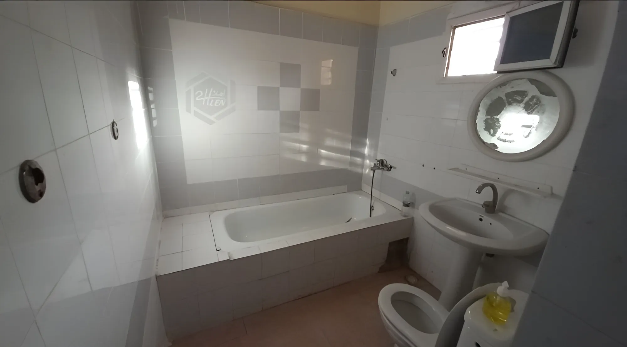 استوديو 1 - 12