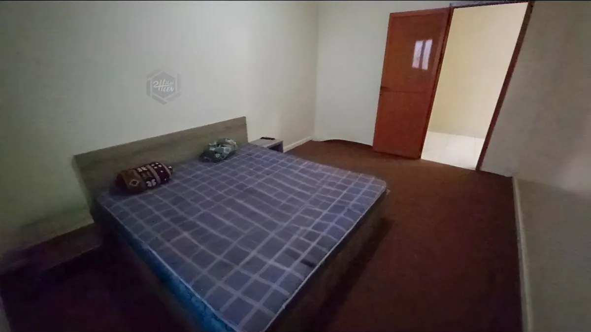 استوديو كبير 8