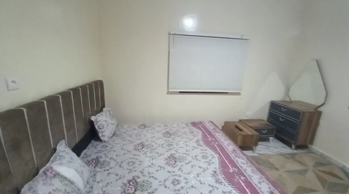 صورة الاستوديو الصغير 5