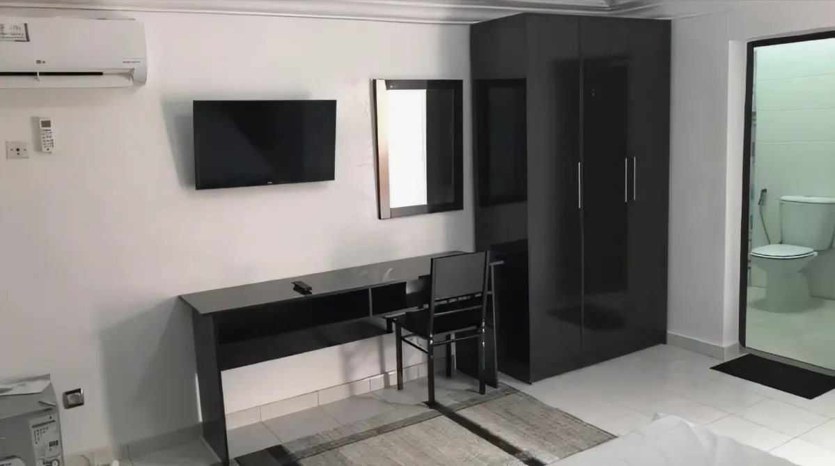 غرفة الفندق 10