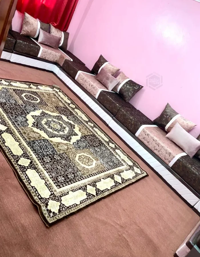 Picsart_24-06-06_22-11-35-468-1