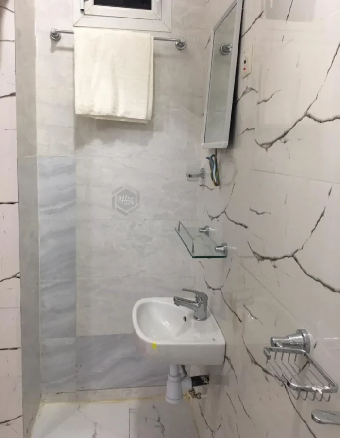 Picsart_24-07-08_18-10-02-920